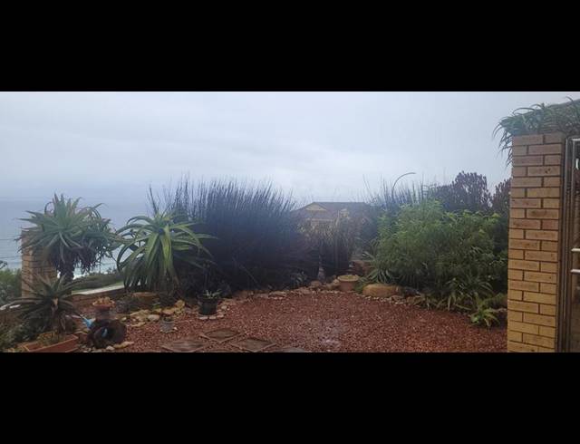 3 BEDROOM PROPERTY TO RENT IN DANA BAY